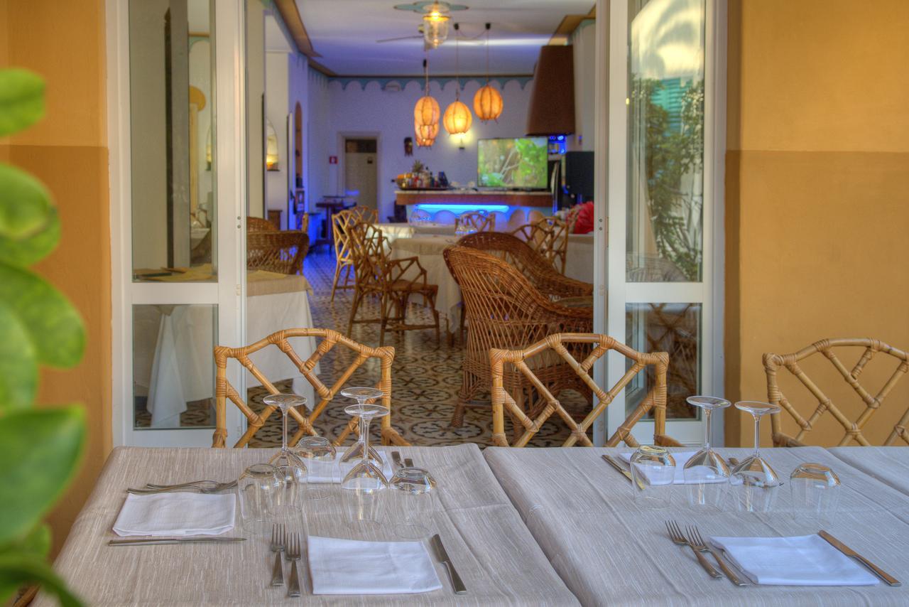 Hotel Arabesque Varigotti Eksteriør bilde