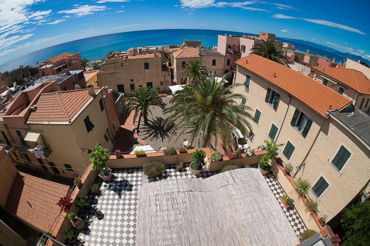Hotel Arabesque Varigotti Eksteriør bilde