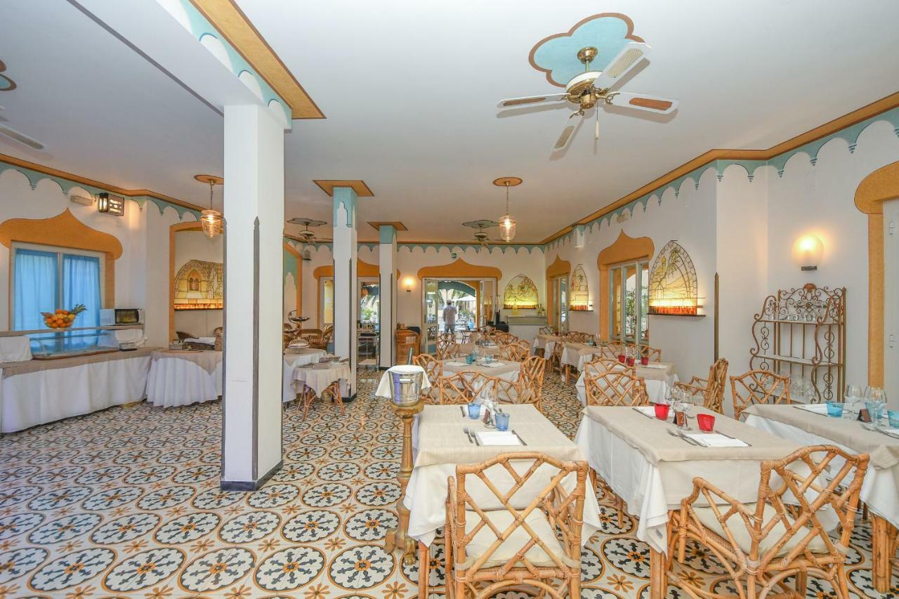 Hotel Arabesque Varigotti Eksteriør bilde