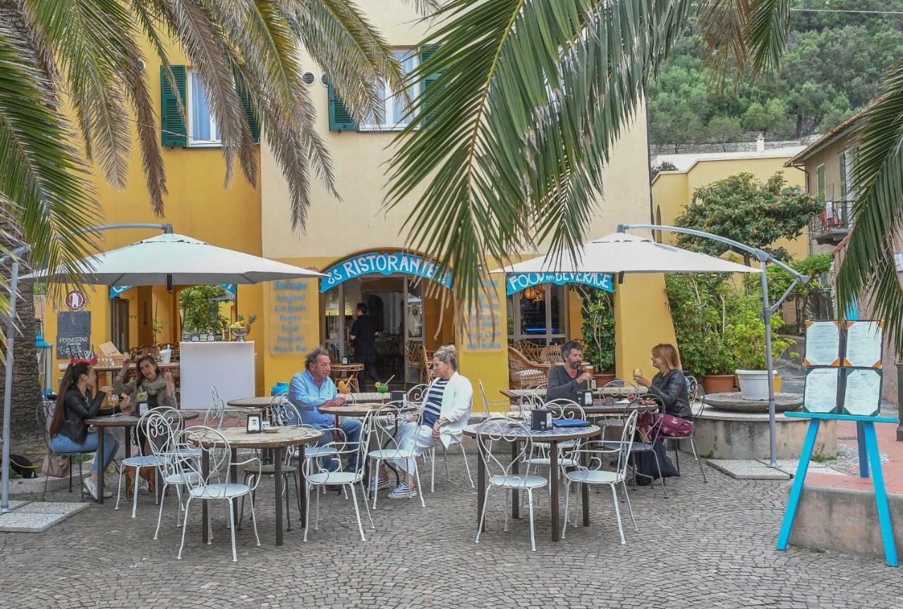 Hotel Arabesque Varigotti Eksteriør bilde