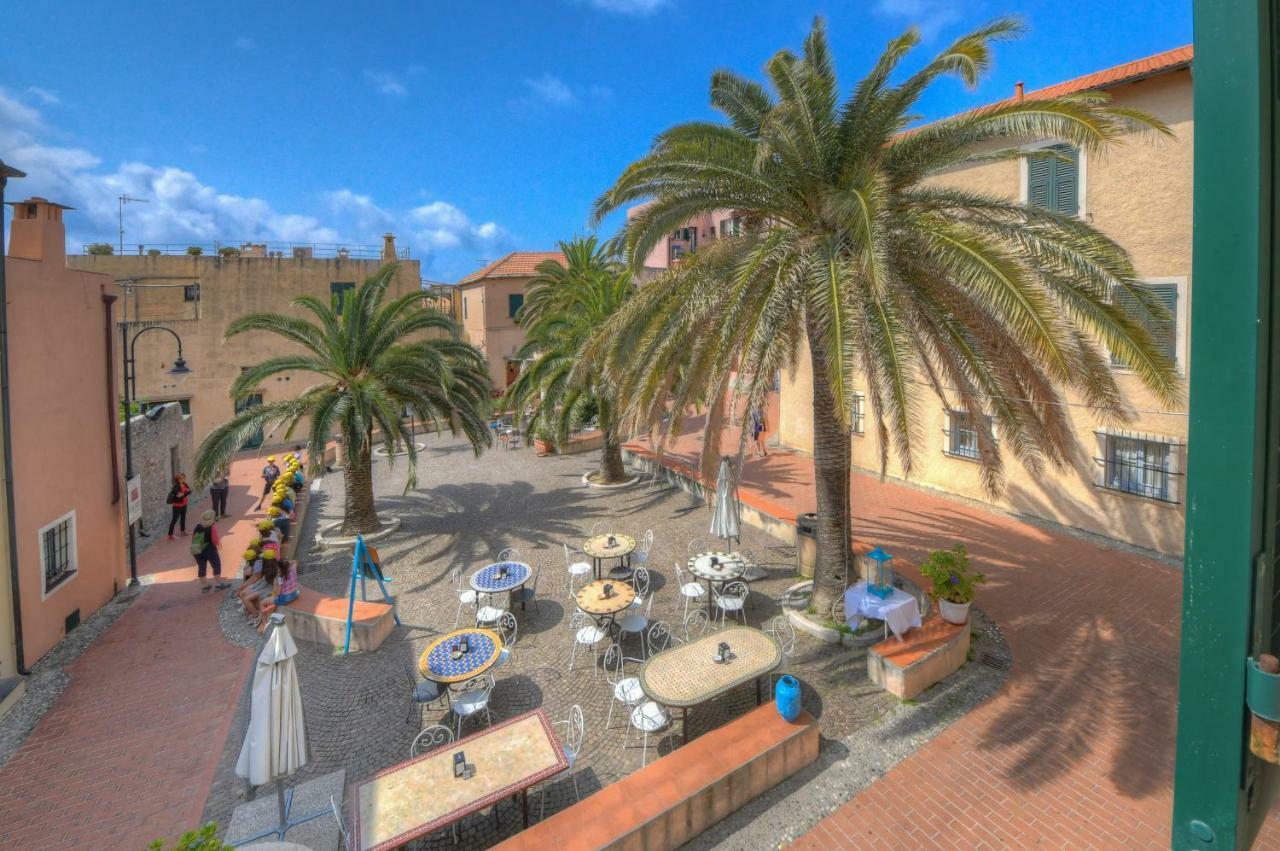 Hotel Arabesque Varigotti Eksteriør bilde