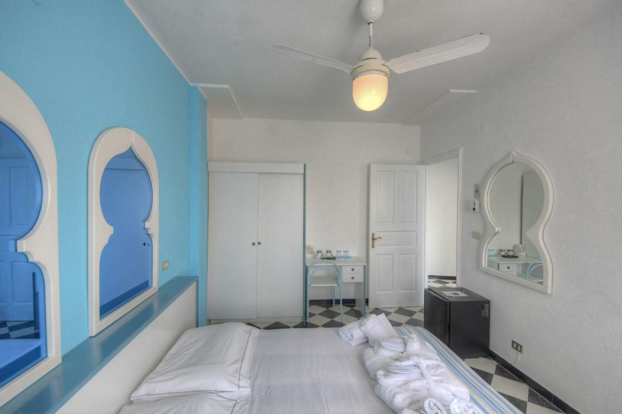Hotel Arabesque Varigotti Eksteriør bilde